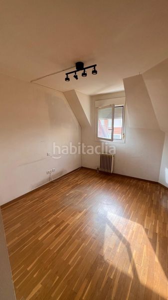 Foto 43d6df6e-c3bb-44da-9791-ff24feb01321. Pis amb calefacció piscina a Pinar de las Rozas Rozas de Madrid (Las)