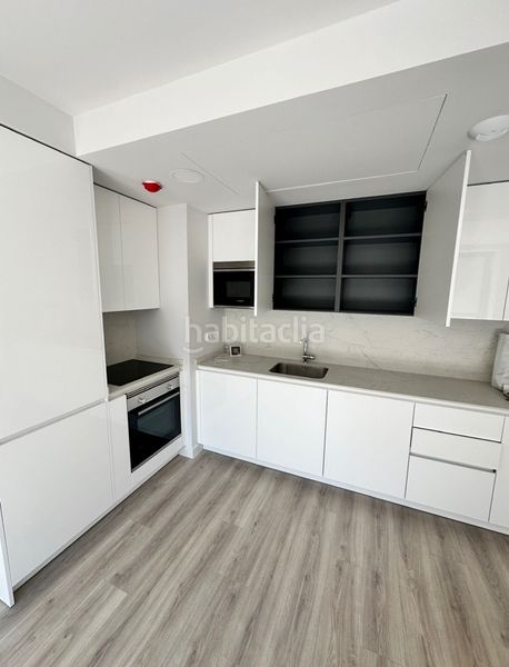 Foto dc247d53-8ee1-4c6d-b1d6-b3f5b4ede020. Piso en Cuatro Caminos - Azca Madrid