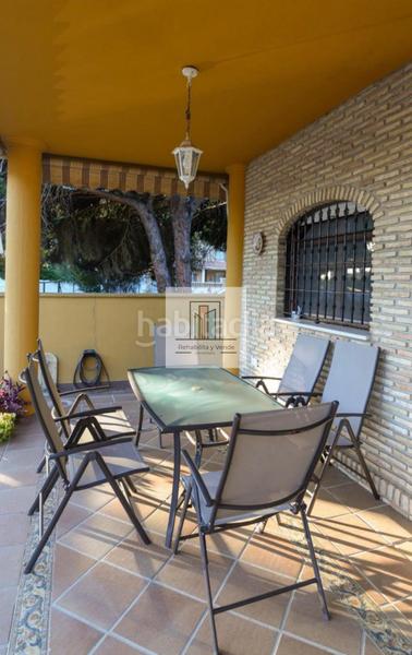 Foto 4169f38d-60f7-48af-88ff-aec70edd5b5c. Chalet con camino parcheggio piscina in La Barrosa Chiclana de la Frontera