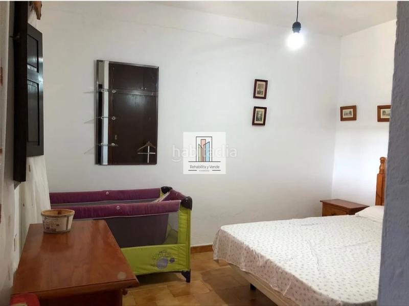 Foto a5b60912-df96-4297-9577-4385fde85266. Xalet amb xemeneia aparcament piscina a La Barrosa Chiclana de la Frontera