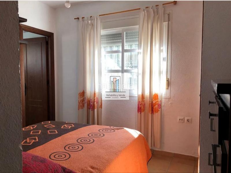 Foto fac05721-6b0c-4d40-9525-4ffd74829350. Xalet amb xemeneia aparcament piscina a La Barrosa Chiclana de la Frontera