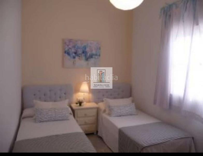 Foto 2f2cbc32-ffe6-4a57-a645-275c3bef5702. Chalet avec cheminée parking piscine dans La Barrosa Chiclana de la Frontera