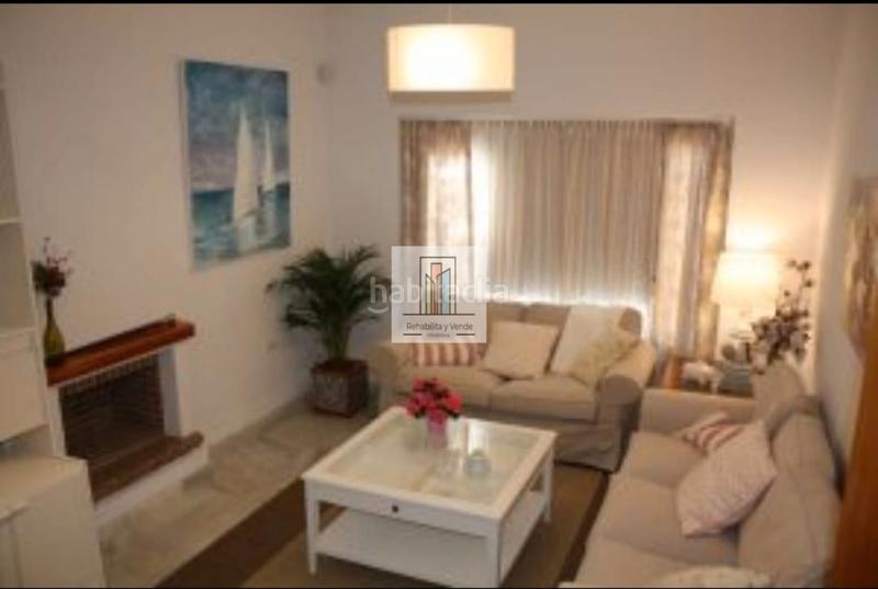 Foto fd2f47a0-4cae-4fd3-b434-e05338550b10. Chalet avec cheminée parking piscine dans La Barrosa Chiclana de la Frontera