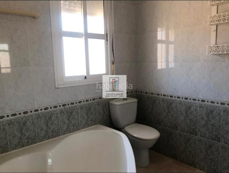 Foto d217b611-49db-444c-8749-8da9eccdf384. Chalet  urbano en primera pista en Sancti Pietri Chiclana de la Frontera