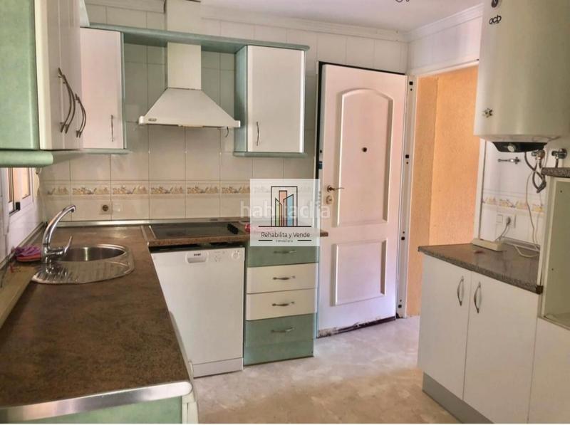 Foto d9e50437-3b09-4296-bef9-af2f9d50bbbc. Chalet  urbano en primera pista en Sancti Pietri Chiclana de la Frontera