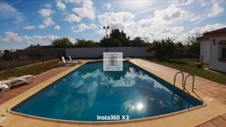 Chalet à Las Lagunas - Campano. Finca en el sotillo