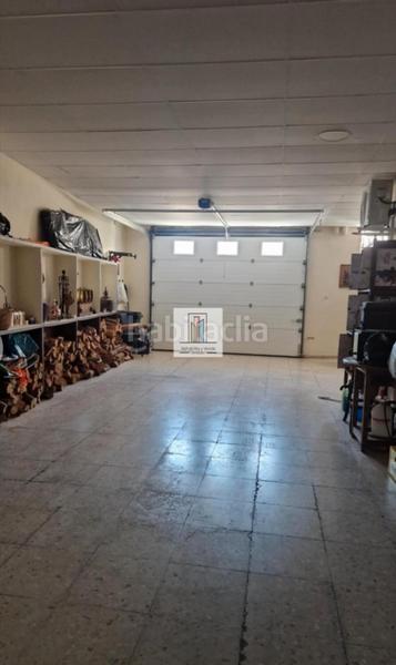 Foto d20437c2-e53b-4929-811e-41a3140bd1bc. Casa amb xemeneia aparcament a Núcleo urbano Chiclana de la Frontera