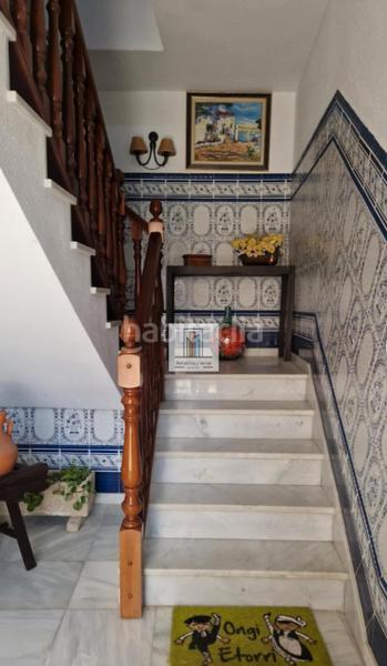 Foto fd035fd9-af8b-48e9-94bb-ce0796486d3f. Casa amb xemeneia aparcament a Núcleo urbano Chiclana de la Frontera