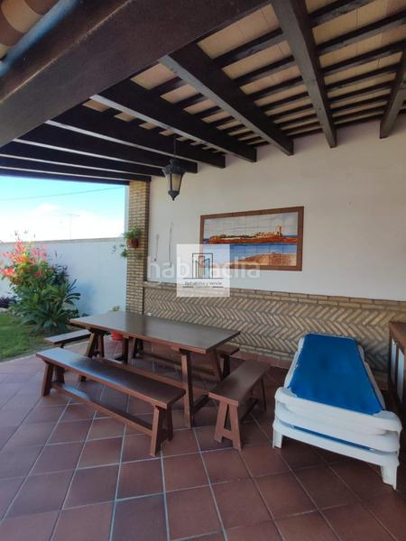 Foto 08ff25bf-04ff-481d-8469-ea07a0341e08. Chalet  independiente en rana verde en Las Lagunas - Campano Chiclana de la Frontera