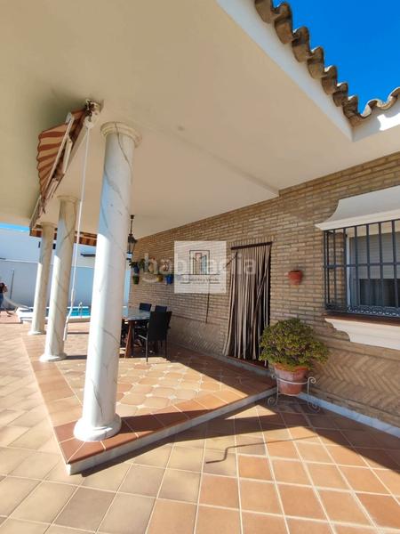 Foto 17c8048b-138f-4c28-8f8a-7ab59535f74c. Chalet  independiente en rana verde en Las Lagunas - Campano Chiclana de la Frontera