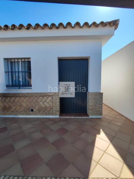 Foto e7edc61a-8a6d-45c6-a818-665d15fbd476. Chalet  independiente en rana verde en Las Lagunas - Campano Chiclana de la Frontera