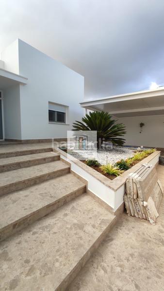 Foto 0a11621f-b4b7-42af-85ec-890509af2ba1. Chalet oportunidad en rana verde en Las Lagunas - Campano Chiclana de la Frontera