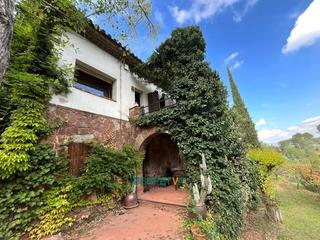 Maison à Castellví de Rosanes. Exclusiva casa unifamiliar en castellví de rosanes