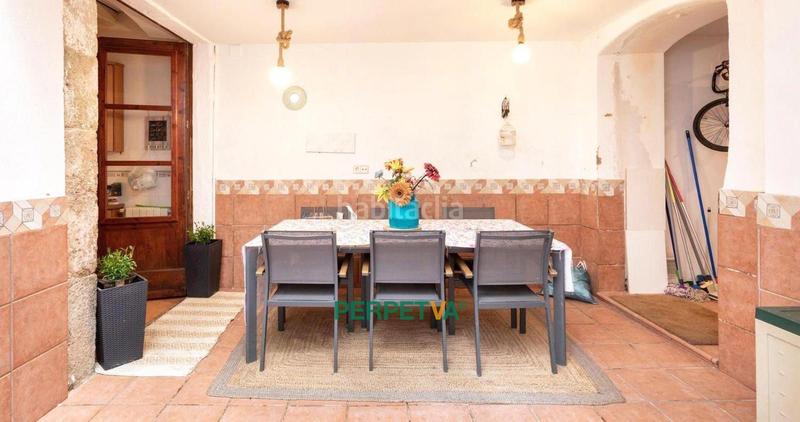 Foto ed47fd69-f00a-48d3-a175-294cd5b88429. Maison jumelée dans Centre Arenys de Mar