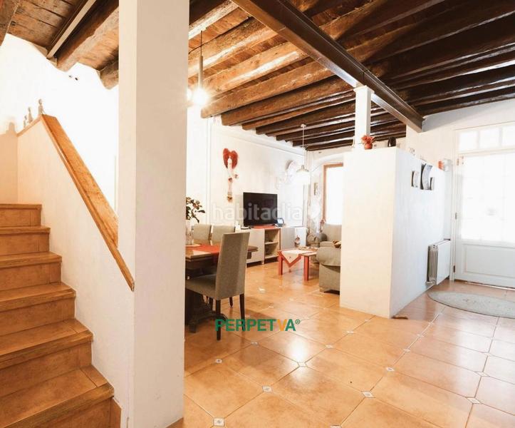 Foto f5a94dbd-27e8-4a15-aff9-a8109c87b58a. Maison jumelée dans Centre Arenys de Mar