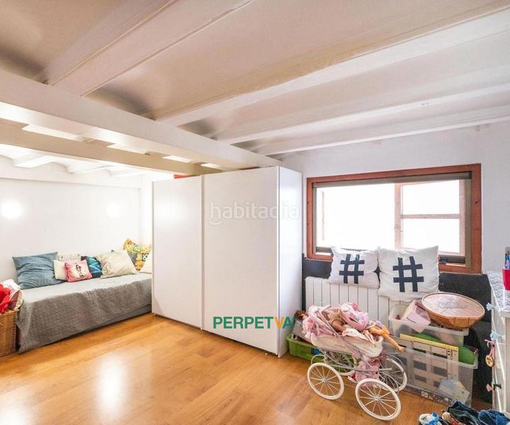 Foto 29f4eba7-c957-4483-99ab-f72c0f8be994. Casa adossada a Centre Arenys de Mar