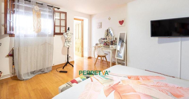 Foto 505c6c2b-9b50-42f5-97a1-22e98973603c. Casa adossada a Centre Arenys de Mar