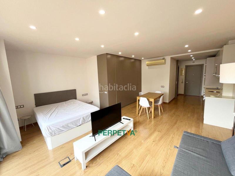 Foto c616adba-8fd9-45a2-9aef-c9b2199238be. Miete etagenwohnung mit pool in Sagrada Família Barcelona