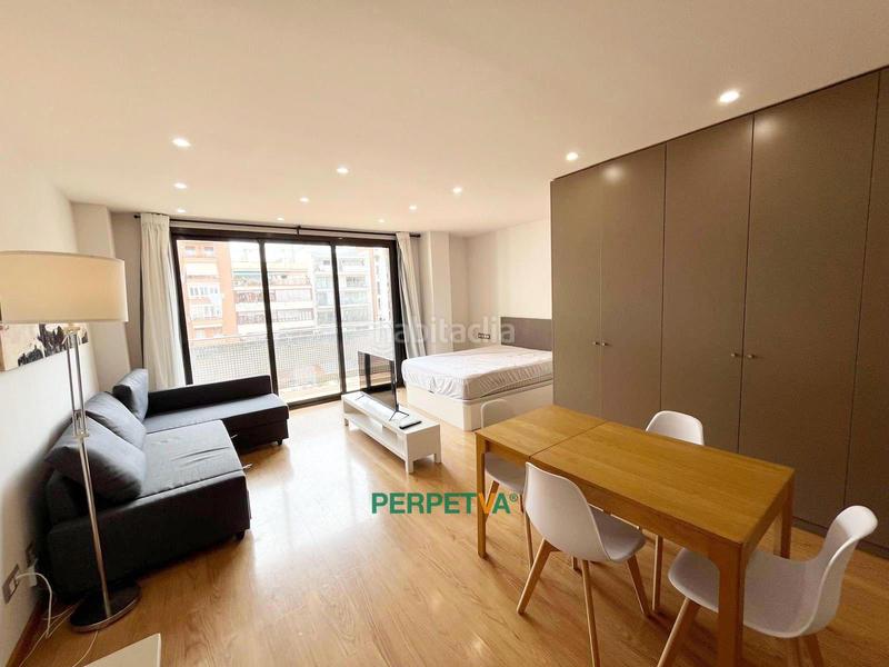 Foto 27ca848b-e31e-4ca1-9083-6f6f65447b15. Rent flat with pool in Sagrada Família Barcelona