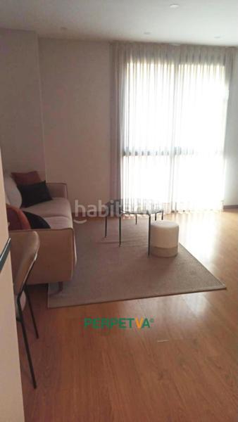 Foto 096f57b7-de54-4165-bb98-354f3c9368cb. Miete etagenwohnung mit pool in Fort Pienc Barcelona