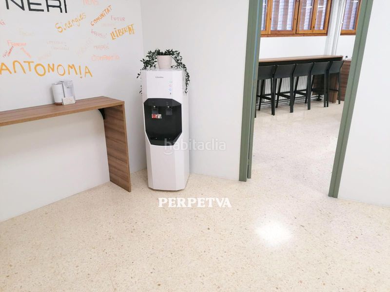 Foto bdecc9a1-5bb1-448f-bf39-b7131b60a863. Miete büro in Centre Igualada