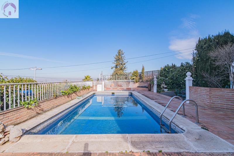 Foto 159f1e7a-7aee-426f-8001-f2f8876c2e66. Chalet lujoso chalet en Barrio de la Vega Monachil