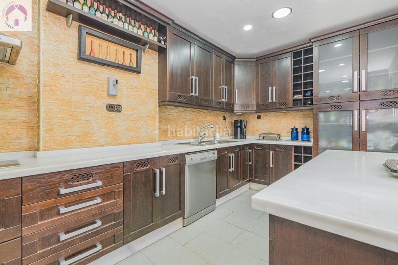 Foto 8cae3229-455a-468d-ab40-c5a2b933a10a. Chalet lujoso chalet en Barrio de la Vega Monachil