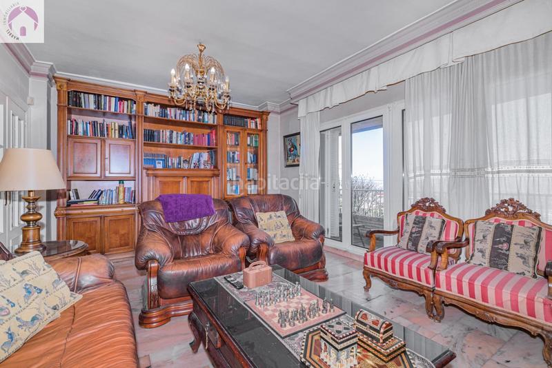 Foto d68fe4ea-c4b9-46ce-887d-d6ebf06a370c. Chalet lujoso chalet en Barrio de la Vega Monachil