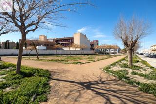 Terreny residencial  Calle ebro. Terreno urbano de 210 m en calle ebro, churriana de la vega