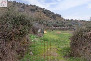 Finca rústica a Monachil Pueblo. Terreno en monachil a un paso de sierra nevada