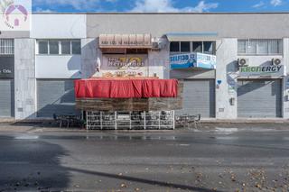 Local commercial à Calle baza a (juncarril) 11. Bar en venta  en el polígono juncaril,  albolote