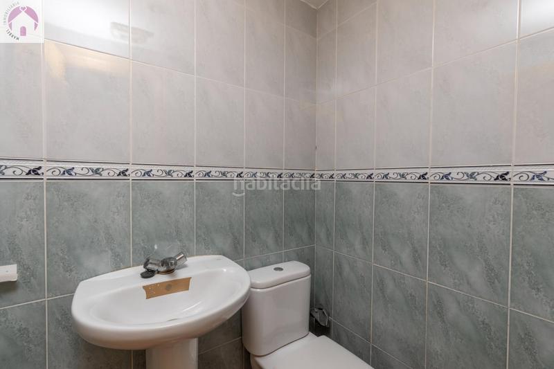 Foto 3ad41284-d4e3-4fa5-aed2-fbf781b9343e. Local commercial dans Maracena