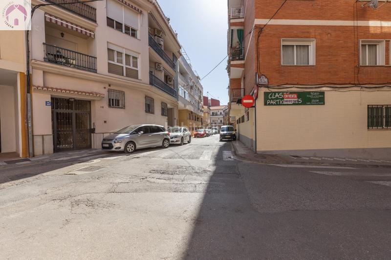 Foto b5014729-510d-4935-a949-d2f3949ec8b6. Piso vivienda de 2 dormitorios en el centro , a 5 min del metro en Maracena