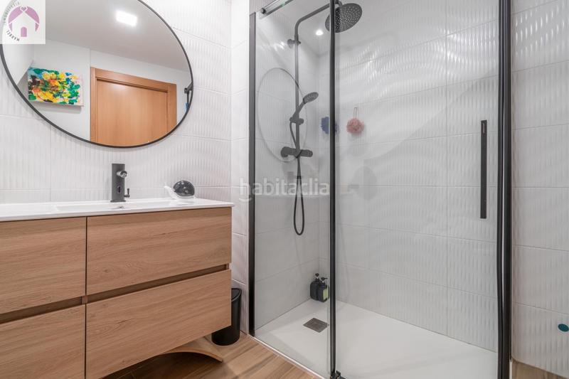 Foto b2c545cb-1670-408b-8481-5c0f7754e387. Ático en calle tinar 19 ático dúplex de ensueño con terraza y vistas a sierra nevada en Albolote