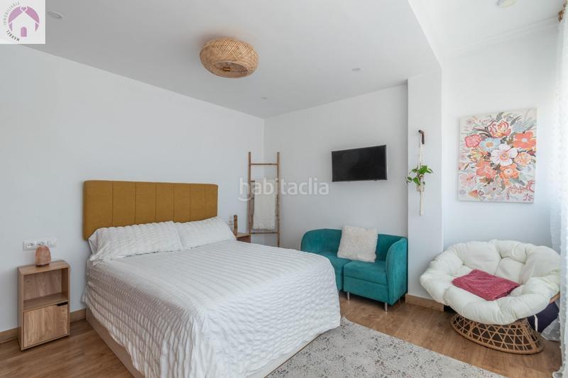 Foto dbdcbae7-03fd-4128-ab02-e82656b9ce77. Ático en calle tinar 19 ático dúplex de ensueño con terraza y vistas a sierra nevada en Albolote