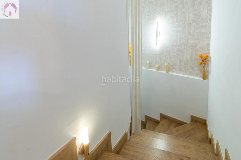 Foto de198c95-3ea2-4552-9d27-e5ef299c9f1e. Ático en calle tinar 19 ático dúplex de ensueño con terraza y vistas a sierra nevada en Albolote
