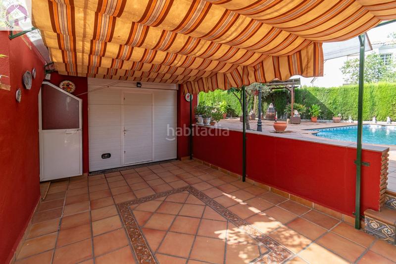 Foto 1416a18f-2663-4db2-9765-ac87976335f4. Casa vive la tranquilidad con espacio en este impresionante chalet pareado en el ventorrillo, cullar vega en Cúllar Vega