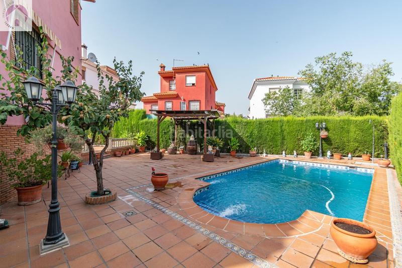 Foto 2b598da3-f138-45fd-a292-799e3d7f23af. Casa vive la tranquilidad con espacio en este impresionante chalet pareado en el ventorrillo, cullar vega en Cúllar Vega