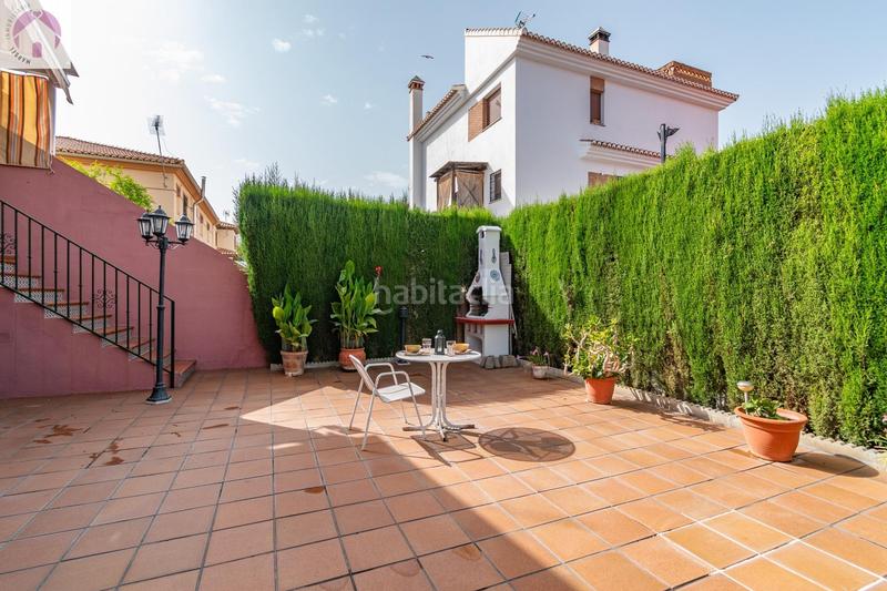 Foto 4741c384-59fd-4d56-9482-99622a098b70. Casa vive la tranquilidad con espacio en este impresionante chalet pareado en el ventorrillo, cullar vega en Cúllar Vega