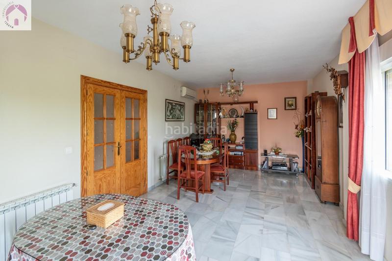 Foto 5881389e-4e18-4879-8f98-331aa08743fe. Casa vive la tranquilidad con espacio en este impresionante chalet pareado en el ventorrillo, cullar vega en Cúllar Vega