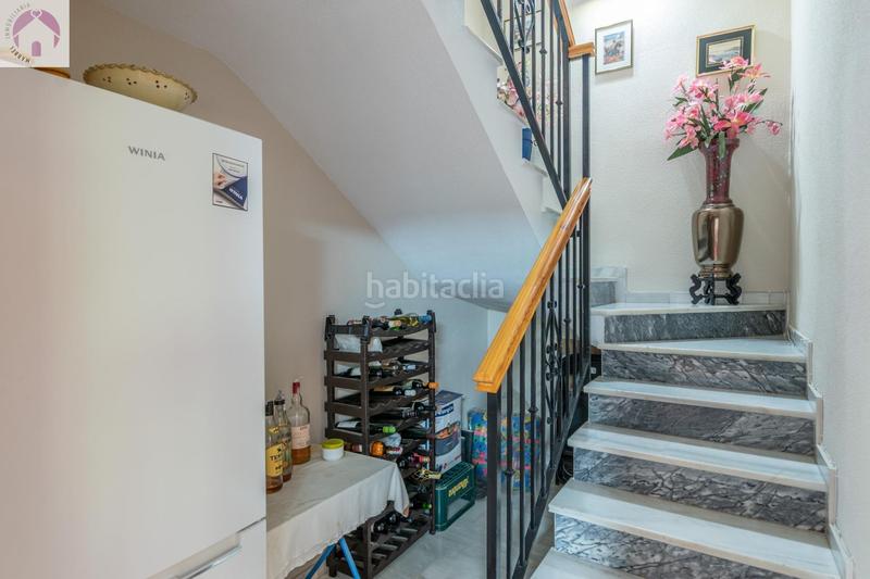Foto 92437689-3750-4015-8f33-7b6f4c5c5800. Casa vive la tranquilidad con espacio en este impresionante chalet pareado en el ventorrillo, cullar vega en Cúllar Vega