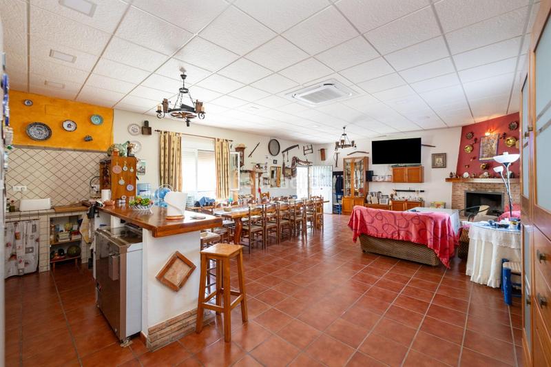 Foto c1db9e91-8482-4348-9495-3038b54066d4. Chalet !! fantástica finca de recreo a 20 minutos de granada !! en Darro