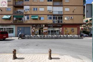 Geschäftsraum in Calle del Pintor Hermenegildo Lanz