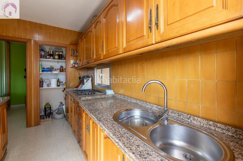 Foto 5a658171-8ec5-453e-83ed-ea601c4e4fc9. Piso en calle calle doctor tercedor pisazo en Motril ciudad Motril