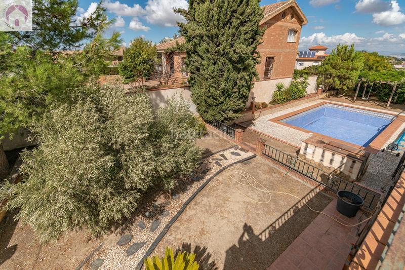 Foto 4b964b1c-1473-4908-801f-eee8b4c613a4. Chalet con riscaldamento parcheggio piscina in Villa de Otura