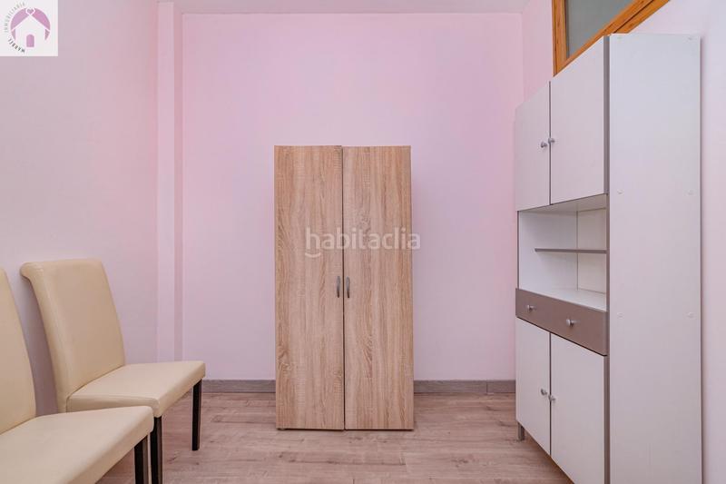 Foto 10a04da8-d3b0-46c6-8bc9-9872ce06b2f2. Casa adosada casoplon en el zaidin en Barrio de Zaidín Granada