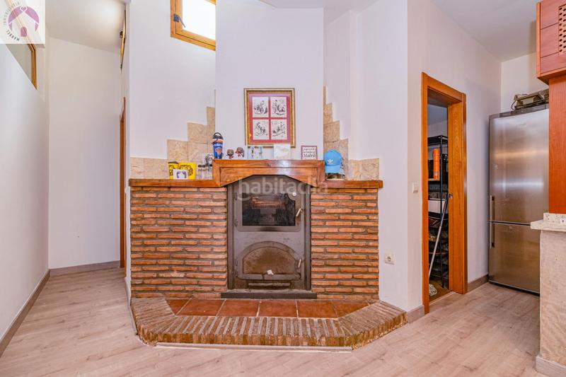 Foto 28591698-8431-4f8c-9509-babc8f41f2b9. Casa adosada casoplon en el zaidin en Barrio de Zaidín Granada