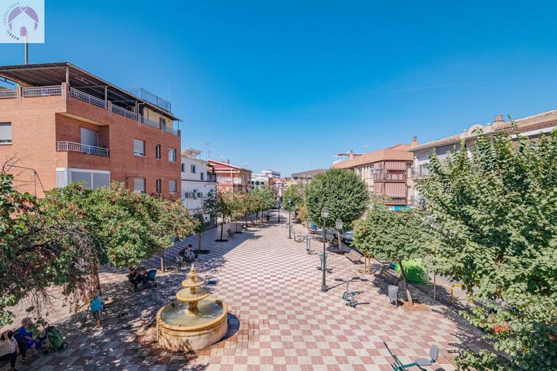 Foto 742f0137-db4d-494e-84ce-d32716c5863c. Casa adosada casoplon en el zaidin en Barrio de Zaidín Granada