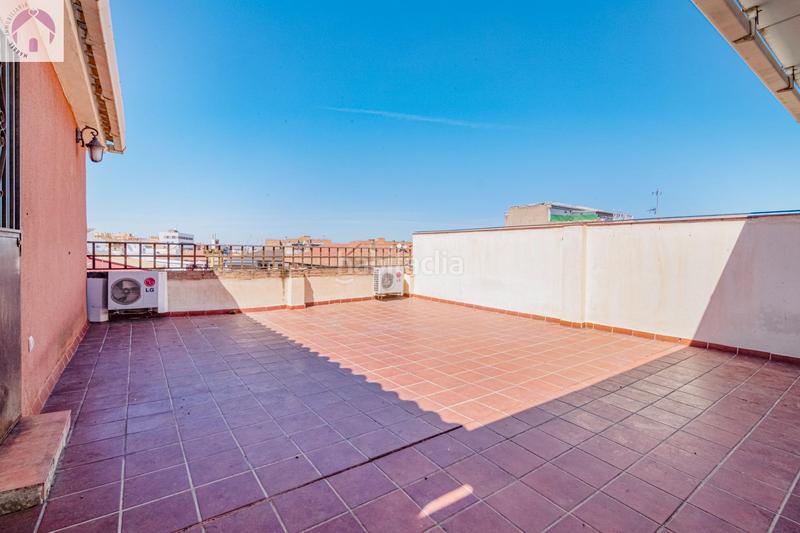 Foto 7ba86653-24be-4ae8-9208-bee9a3b16708. Casa adosada casoplon en el zaidin en Barrio de Zaidín Granada