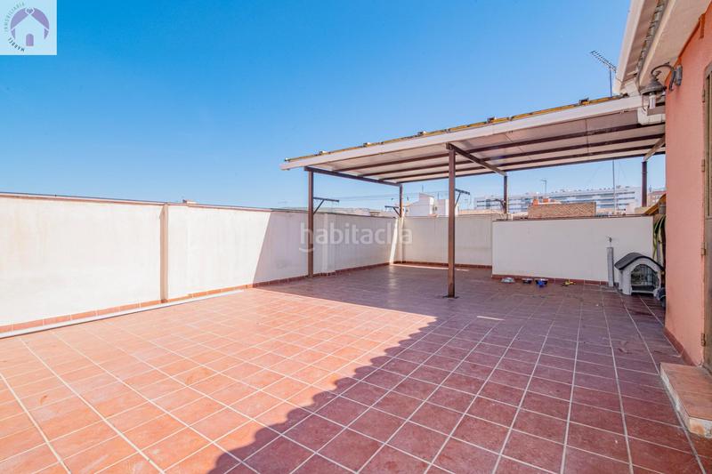 Foto b34cafe0-bdbc-4794-8cbb-9fb839786367. Casa adosada casoplon en el zaidin en Barrio de Zaidín Granada